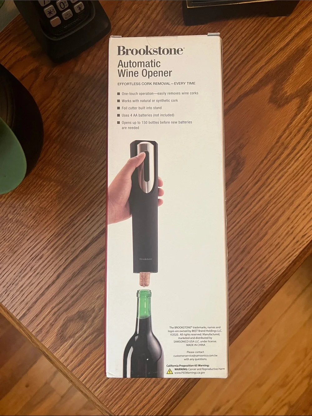 NWOT Brookstone Automatic Wine Opener